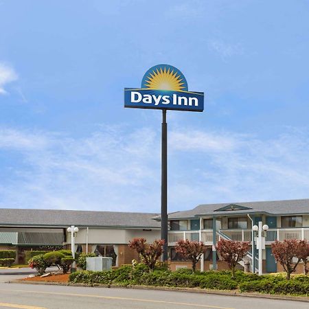 Days Inn By Wyndham אובורן מראה חיצוני תמונה